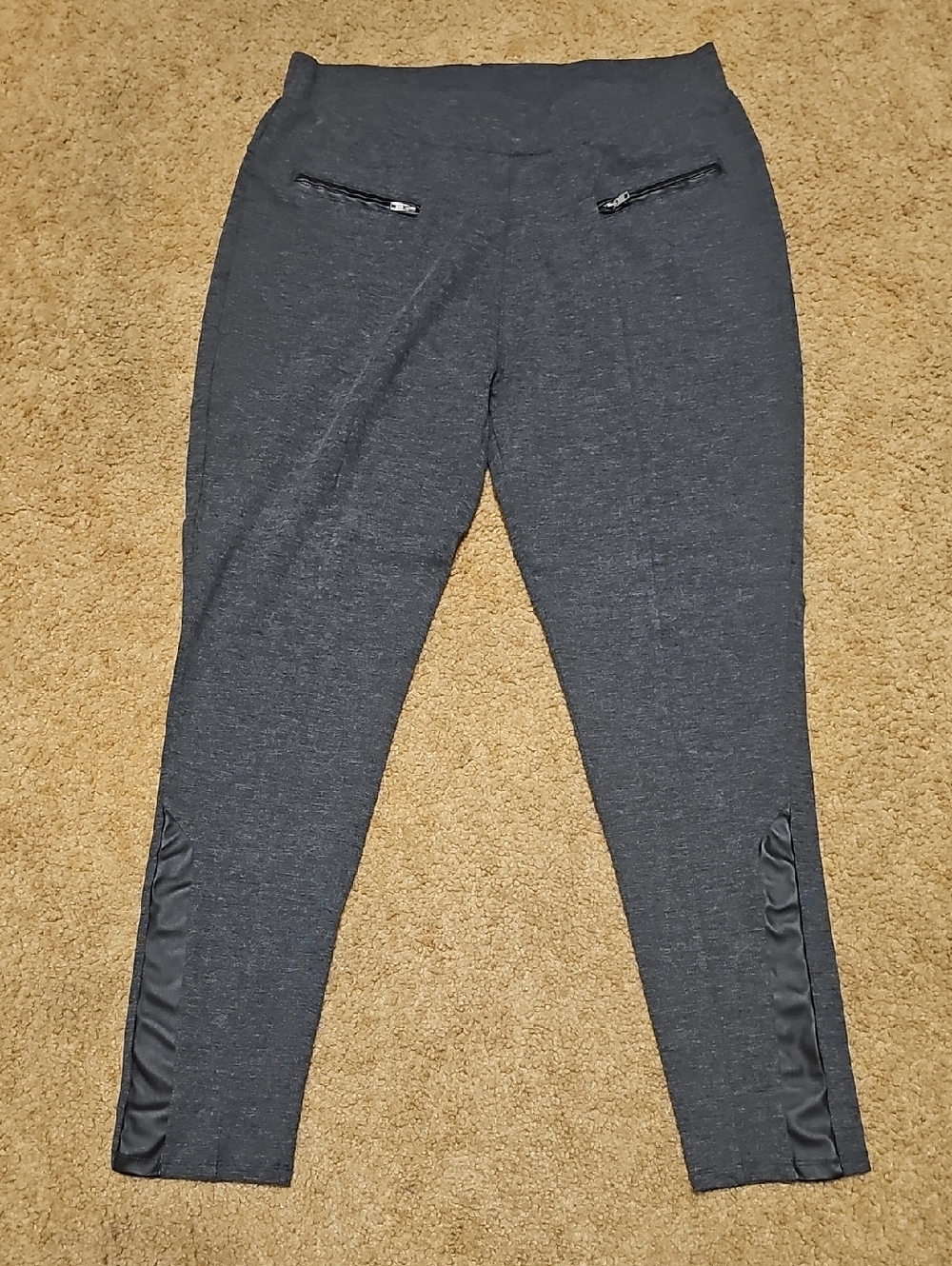 Guess Dark Gray Cropped Ponte Pants with Zip Pockets Tote 9